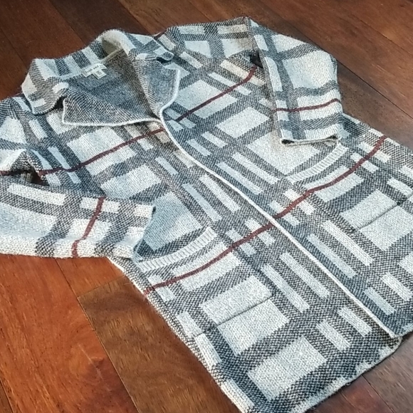 Faith and Joy | Cardigan - Picture 3 of 10